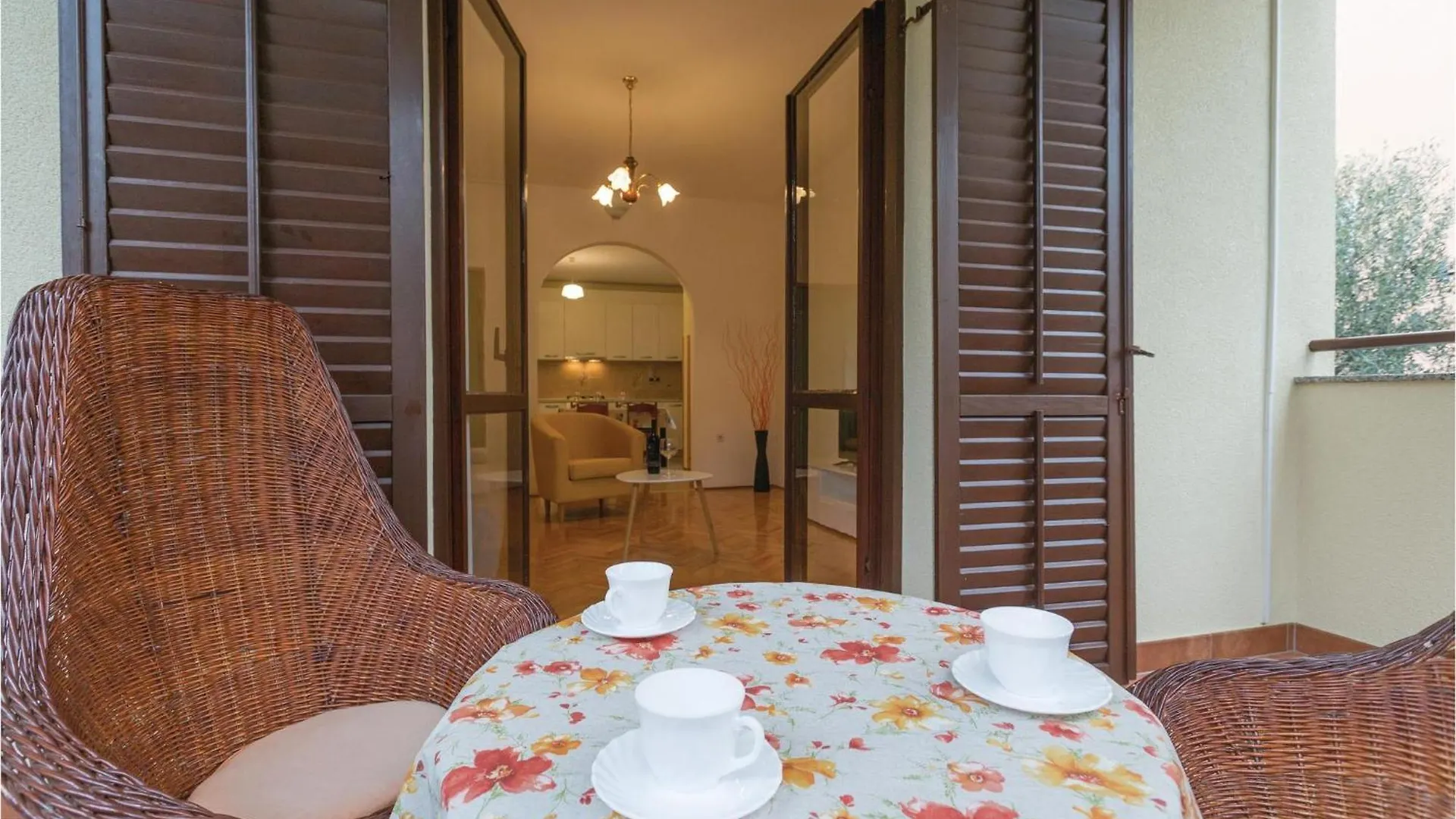 Beautiful Apartment In Porec With Kitchen